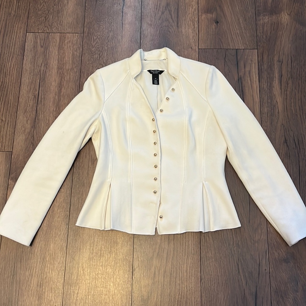 White House Black Market white blazer with gold buttons size 6P